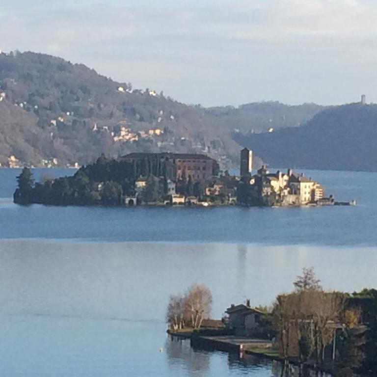Ginetta Lägenhet Madonna Del Sasso Exteriör bild